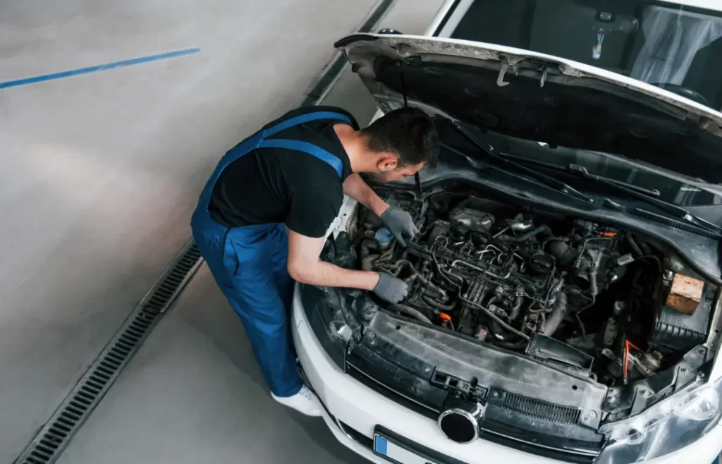 How Does Interim Service Differ From A Full Car Service